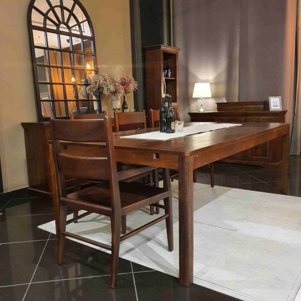 Ausziehbarer Holztisch MILANO 180x100 cm aus Akazie in der Farbe NUSSBAUM